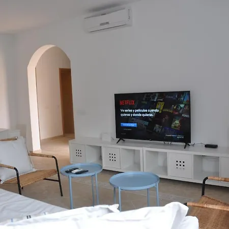 Eco Nazaret With Solar Energy * カレタ・デ・フステ